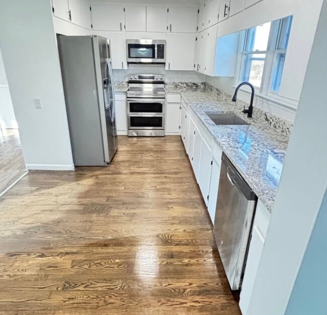 6383 Elevation Rd in Benson, NC - Building Photo - Building Photo