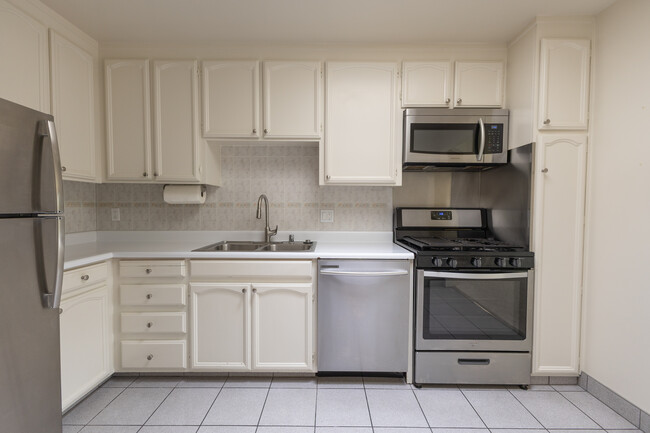 533 8th Ave, Unit Apt #3 in San Francisco, CA - Building Photo - Building Photo