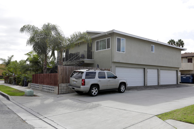 3129 Cinnamon Ave in Costa Mesa, CA - Building Photo - Building Photo