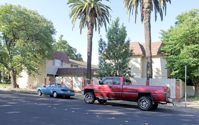 519 14th St in Modesto, CA - Building Photo - Building Photo