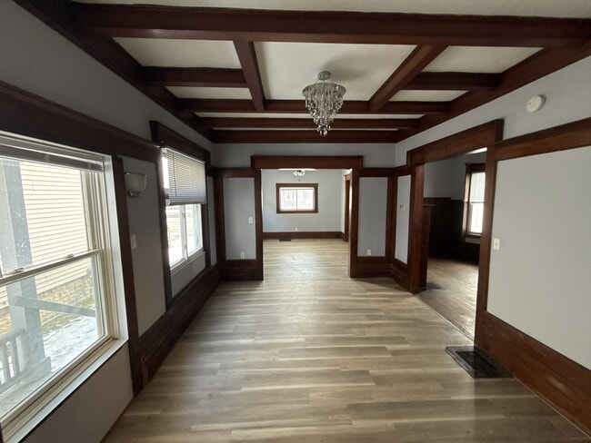 property at 913 10th St