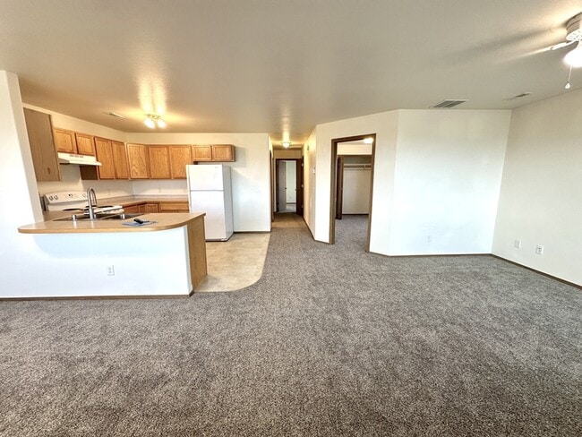 property at 34 Starbuck Ct