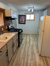 757 Eastern Ave in South Beloit, IL - Foto de edificio - Building Photo