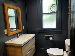 12 Bank St in Troy, NY - Building Photo - Building Photo