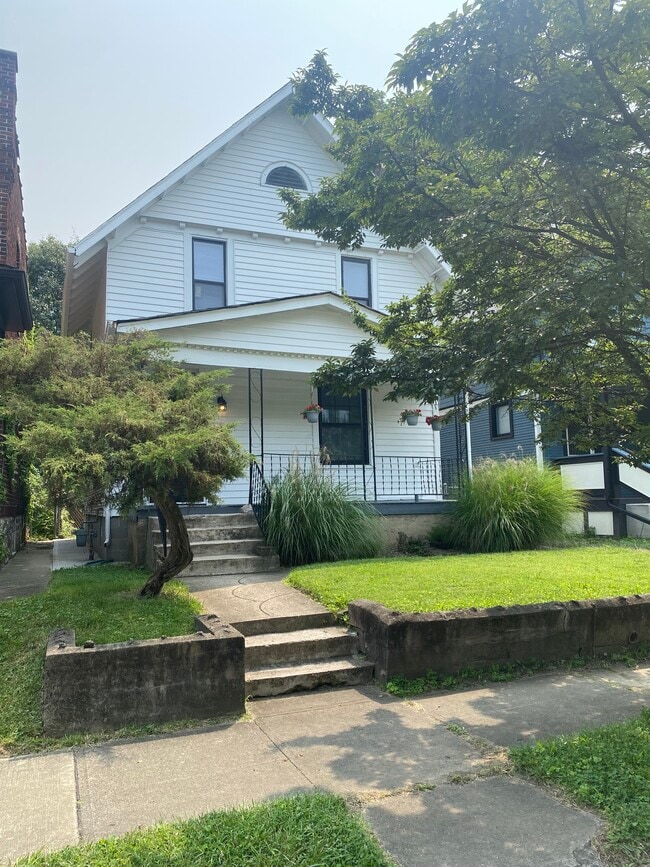 property at 648 S Champion Ave