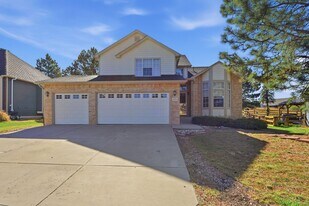 498 W Prestwick Way in Castle Rock, CO - Building Photo