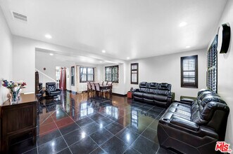 15624 D'Errico Ln in Santa Clarita, CA - Building Photo - Building Photo