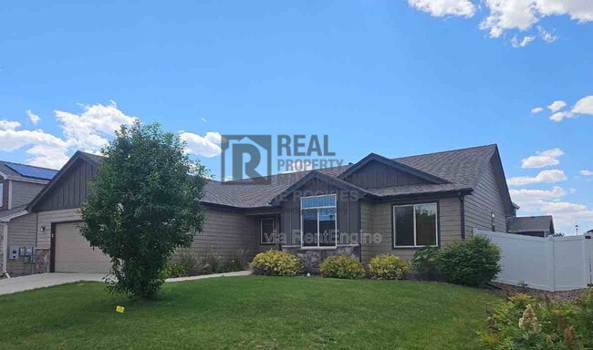 6837 Langland St in Wellington, CO - Building Photo - Building Photo