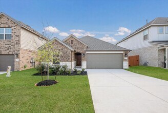 1641 Couser Ave in New Braunfels, TX - Building Photo - Building Photo