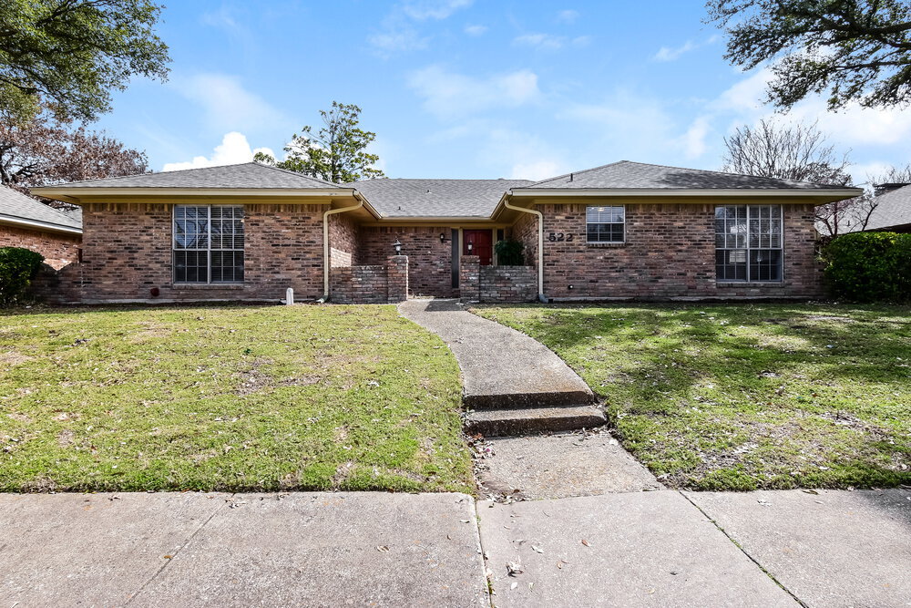 522 Pebblecreek Dr in Garland, TX - Building Photo