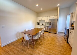 1999 W Canyon View Dr in Saint George, UT - Building Photo - Building Photo