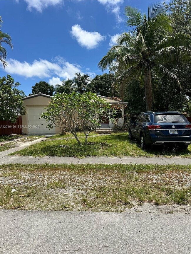 property at 1427 N 26th Ave