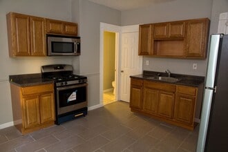 415 Greenwich Ave in New Haven, CT - Building Photo - Building Photo