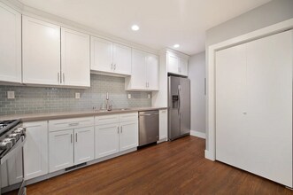 2131 51st St in Sacramento, CA - Building Photo - Building Photo