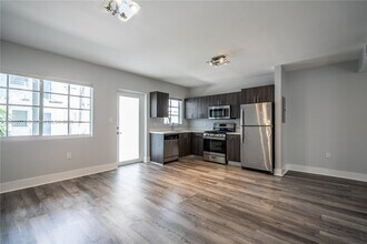 331 85th St in Miami Beach, FL - Building Photo - Building Photo