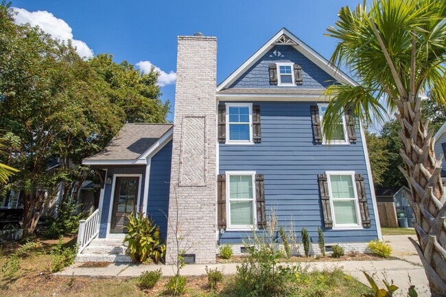 205 Mansfield Cir in Lexington, SC - Foto de edificio - Building Photo