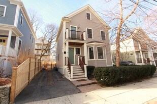 49 Wyman St in Boston, MA - Building Photo