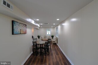 427 Highland Ave in Winchester, VA - Foto de edificio - Building Photo