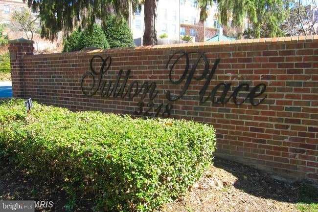 property at 3217 Sutton Pl NW