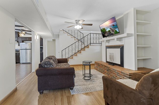 8407 Deer Haven Dr in San Antonio, TX - Foto de edificio - Building Photo