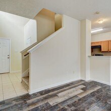 6130 Yorkglen Manor Ln in Houston, TX - Building Photo - Building Photo