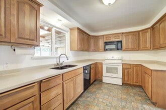 9632 236th St SW in Edmonds, WA - Building Photo - Building Photo