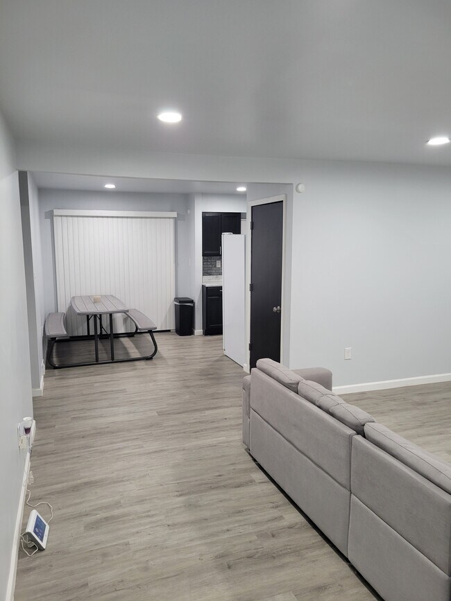 16916 Collingham Dr in Detroit, MI - Building Photo - Building Photo