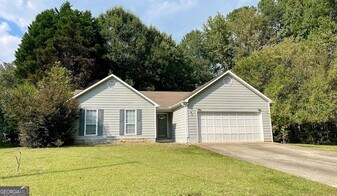 99 Creek Cir in Stockbridge, GA - Building Photo