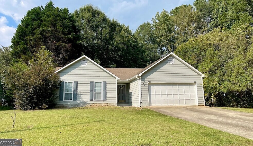 99 Creek Cir in Stockbridge, GA - Building Photo