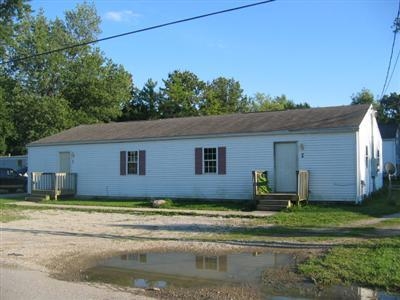 15 W Washburn St in New London, OH - Building Photo