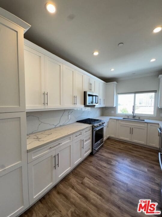 216 S Madison Ave in Pasadena, CA - Building Photo - Building Photo