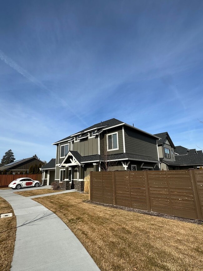 property at 20564 Rolen Ave