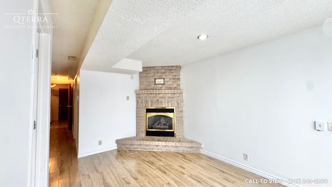 233 Benesfort Cres in Kitchener, ON - Building Photo - Building Photo