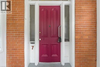 7 Tasker St in St Catharines, ON - Building Photo - Building Photo