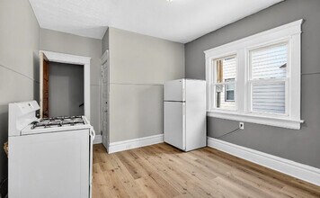 458 Kling St in Akron, OH - Building Photo - Building Photo