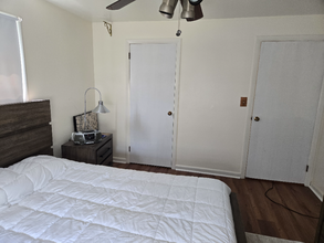 135 Woodbine Cir in Bridgeport, CT - Building Photo - Building Photo