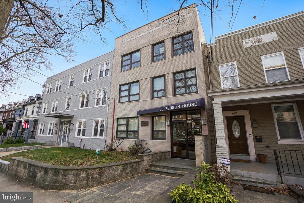 610 Jefferson St NW in Washington, DC - Building Photo