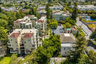 211 - 221 S Fremont St in San Mateo, CA - Building Photo - Building Photo