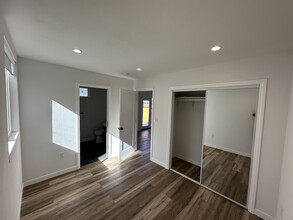 166 Comstock Dr in Ventura, CA - Building Photo - Building Photo