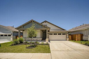 7904 Gilwice Ln in Austin, TX - Building Photo