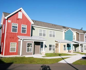 The Village at Rivers Edge Apartments in Kalkaska, MI - Foto de edificio