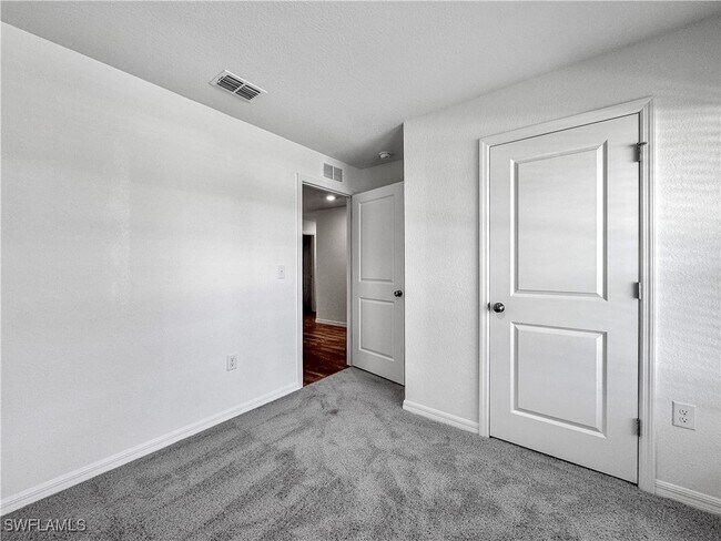 17197 Seashore Ave in Port Charlotte, FL - Building Photo - Building Photo