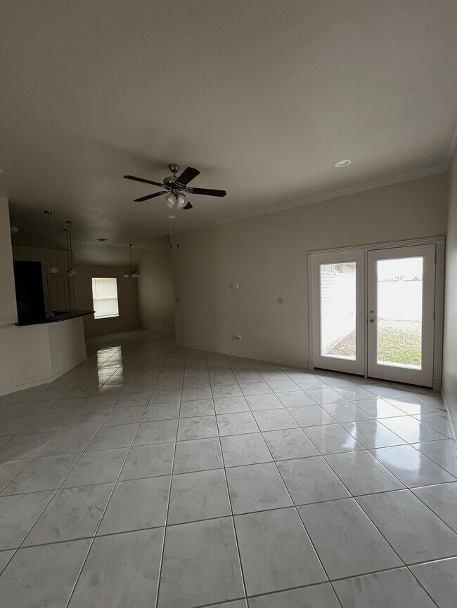 4925 Ruidoso Pl in Brownsville, TX - Building Photo - Building Photo