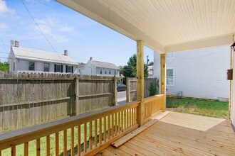 46 W Dahlgren St in Greencastle, PA - Building Photo - Building Photo