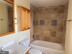 19376 Hottinger Cir in Germantown, MD - Building Photo - Building Photo