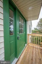 200 Pennsylvania Ave in Wayne, PA - Building Photo