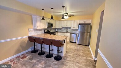 598 Belmont Ave in Southampton, PA - Building Photo - Building Photo