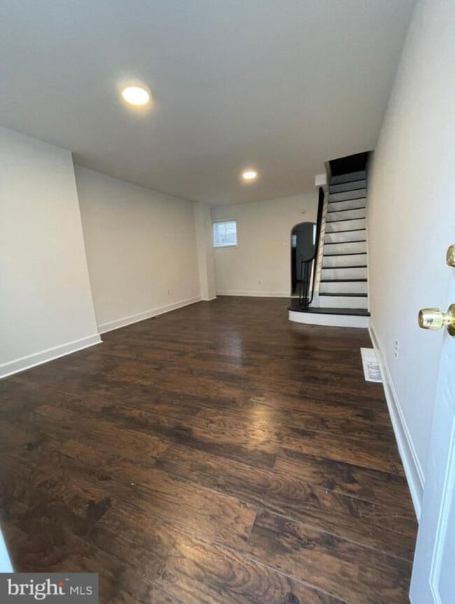 515 E Cornwall St in Philadelphia, PA - Building Photo - Building Photo