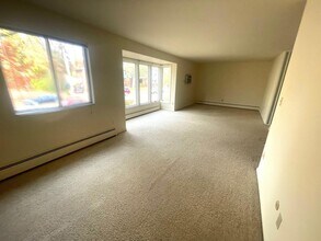 1400 Morton Ave, Unit 2A in Ann Arbor, MI - Building Photo - Building Photo