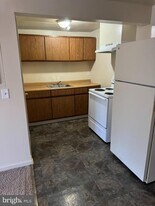 109 S Bentz St in Frederick, MD - Building Photo